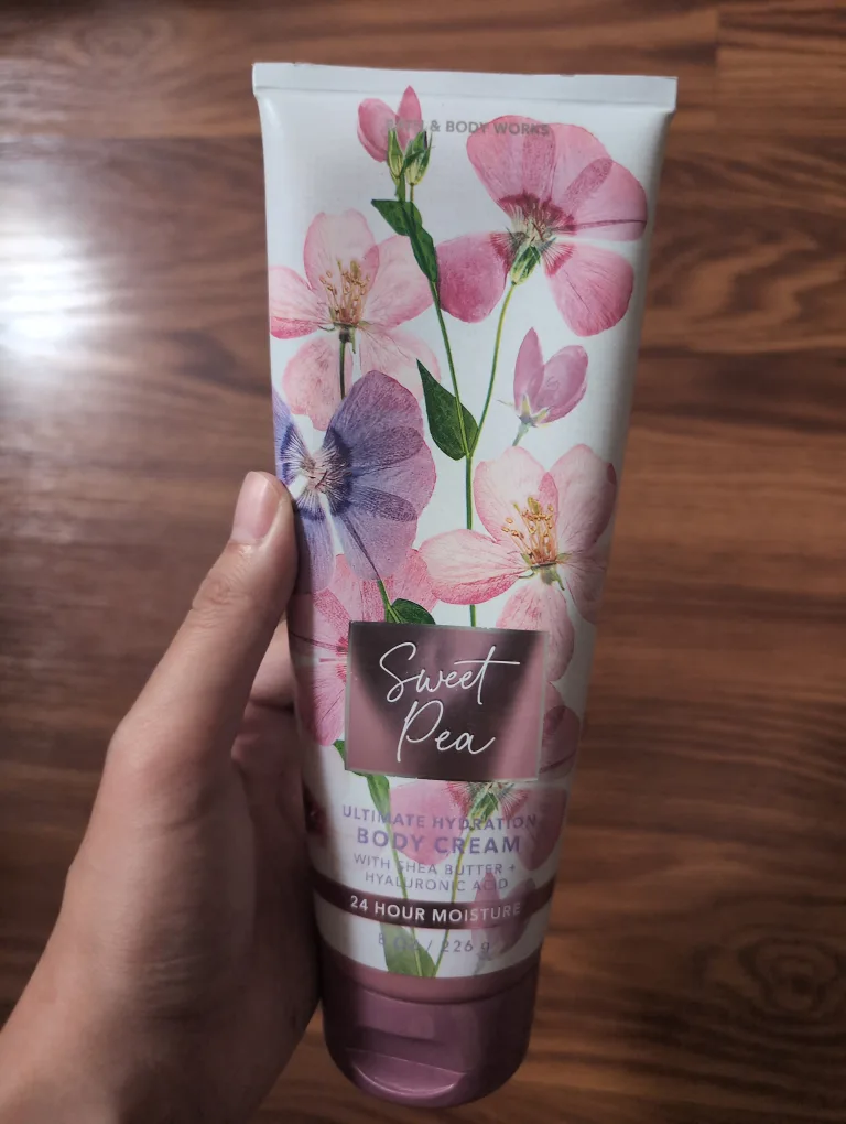 Bath & Body Works Sweet Pea Body Cream thumbnail