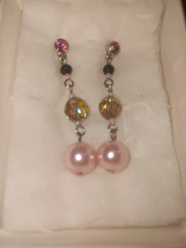 Pink Pearl Drop Earrings thumbnail