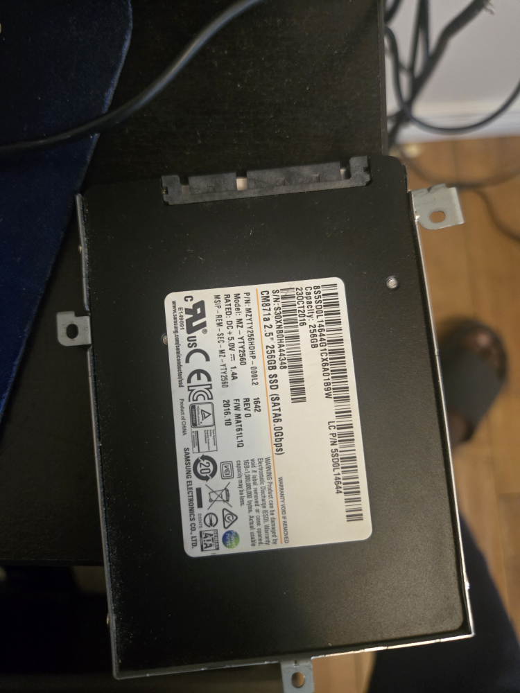 Samsung CM871a 256GB SSD