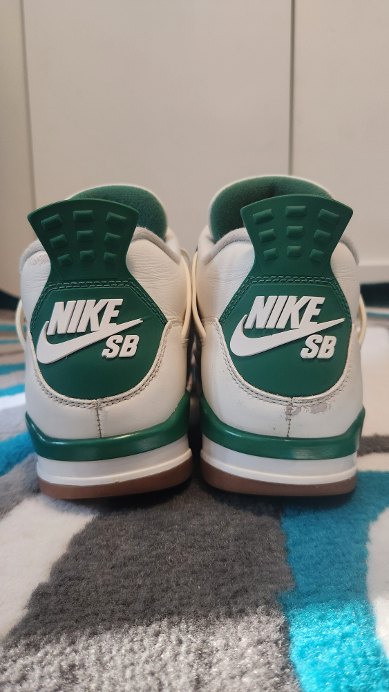 Nike SB Air Jordan 4 Pine Green - photo 2