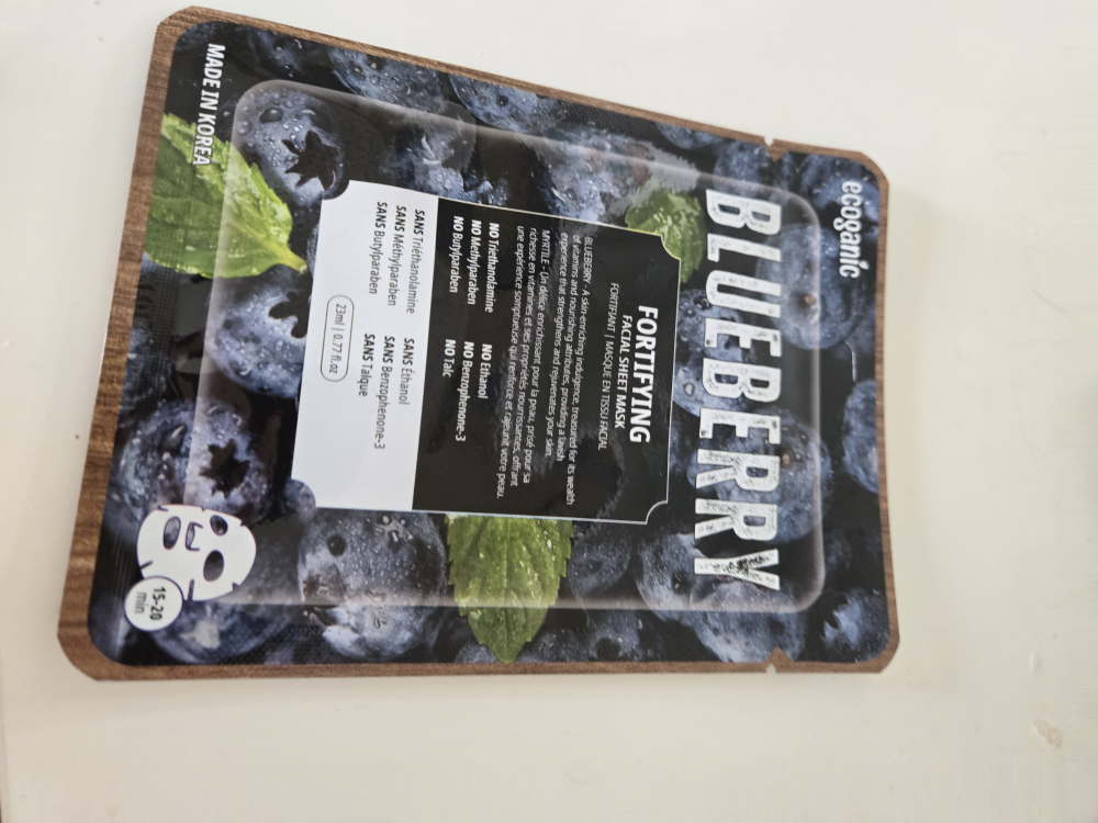 ecoganic Blueberry Fortifying Facial Sheet Mask - photo 3