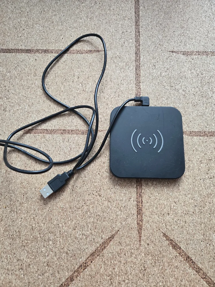Wireless Charging Pad - Black thumbnail