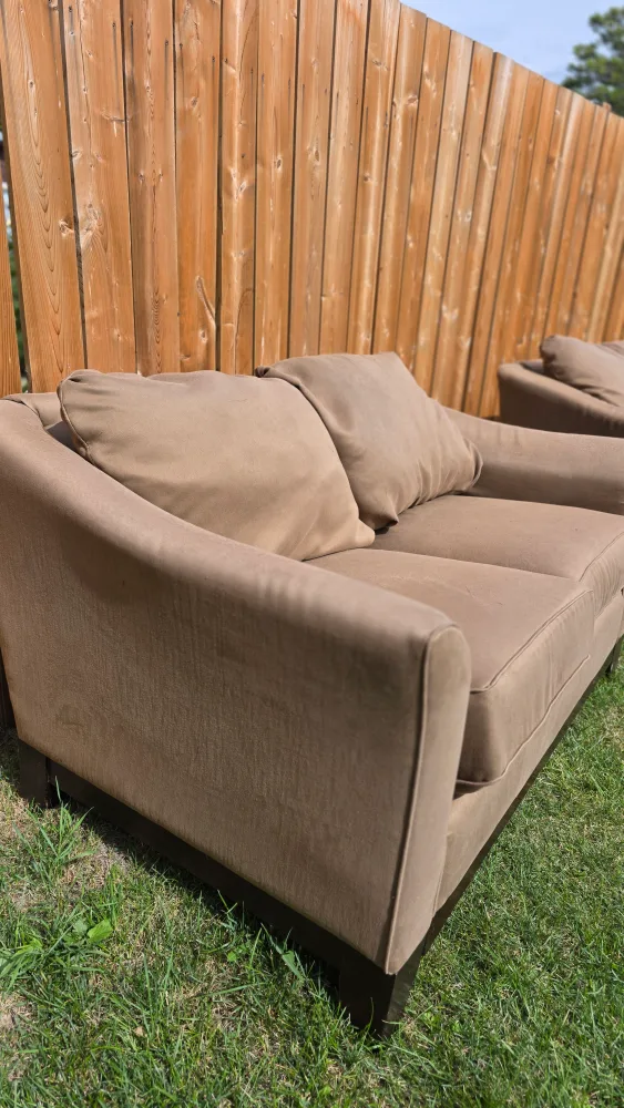 Couches in good condition - 2 pcs image indicator(3)