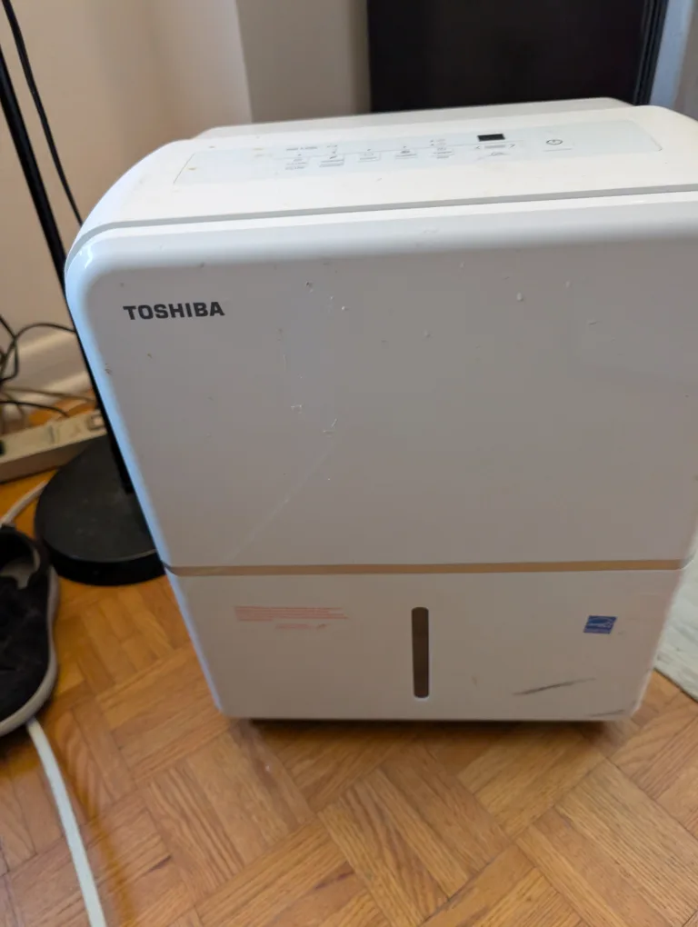 Toshiba Dehumidifier thumbnail