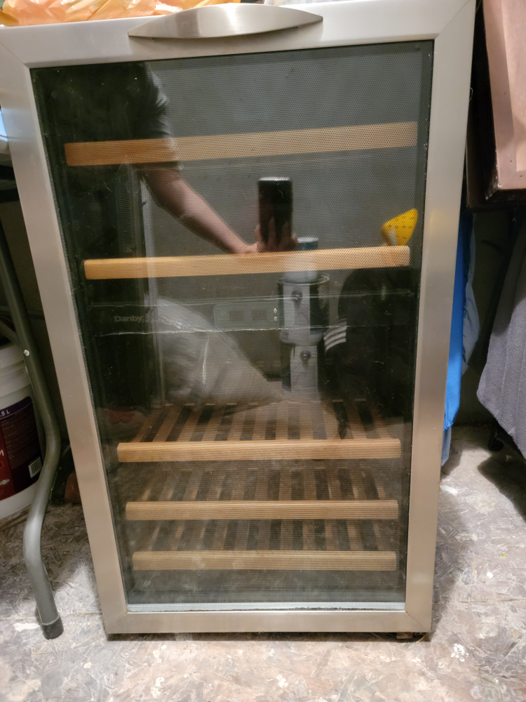 Danby Wine Cooler🧡