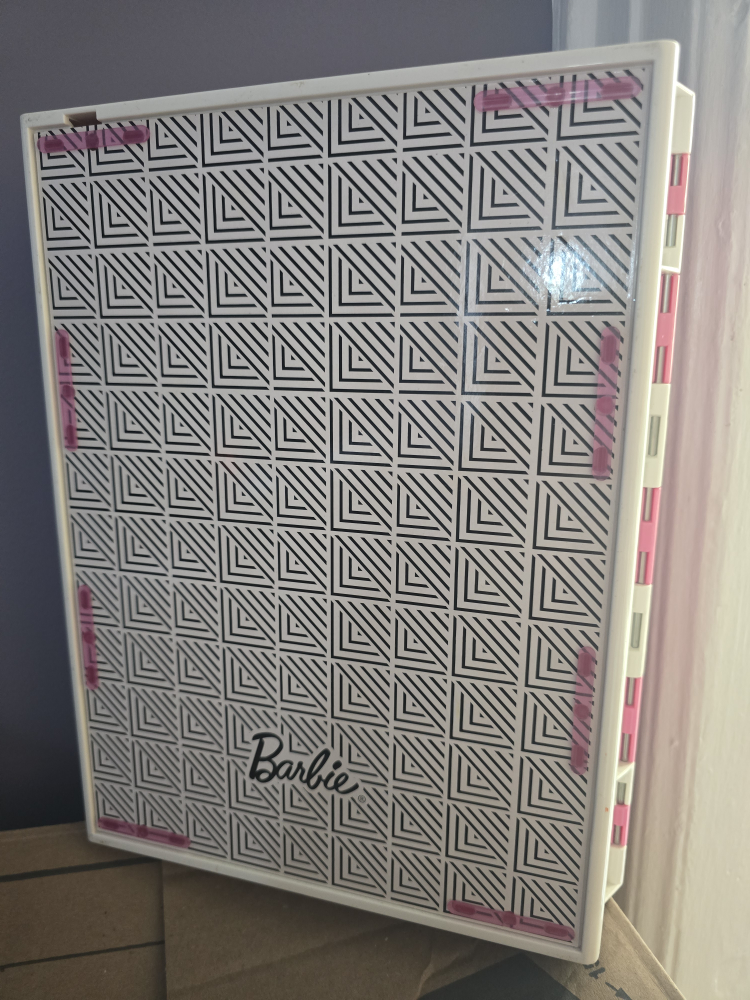 Barbie Pink Toy Wardrobe - photo 3