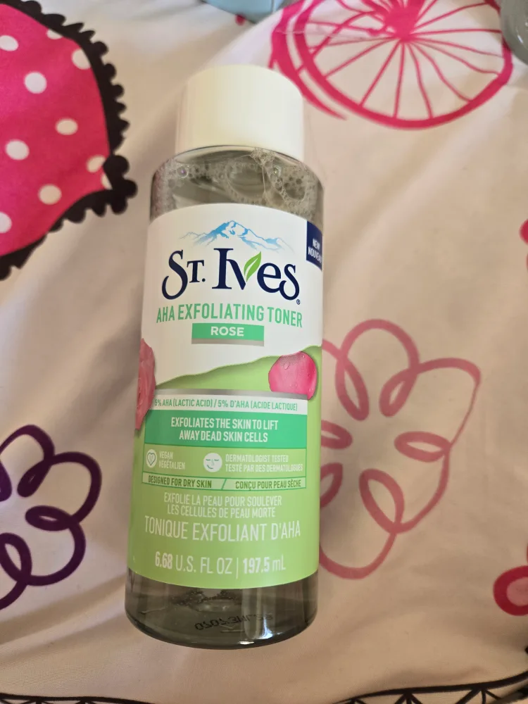 St. Ives AHA Exfoliating Toner - Rose thumbnail