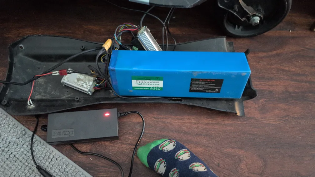 Li-ion E-Scooter 48V 12AH Battery/multi adapter charger image indicator(6)