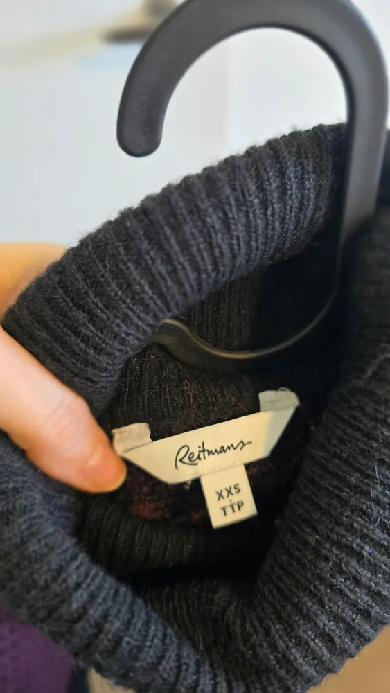 Reitmans XXS TTP Purple & Black Sweater Dress image indicator(3)