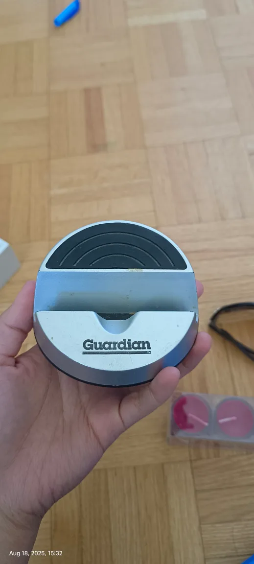 Guardian Phone Stand thumbnail