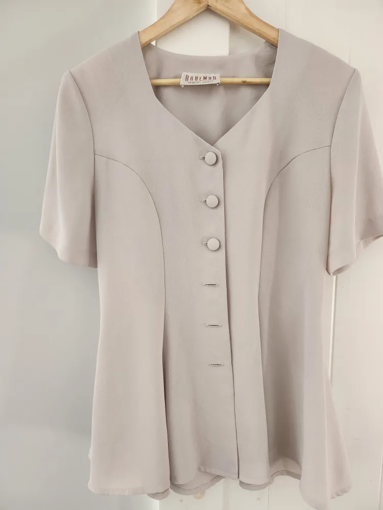 Braemar Jeremy Scott Beige Button-Down Blouse image indicator(2)