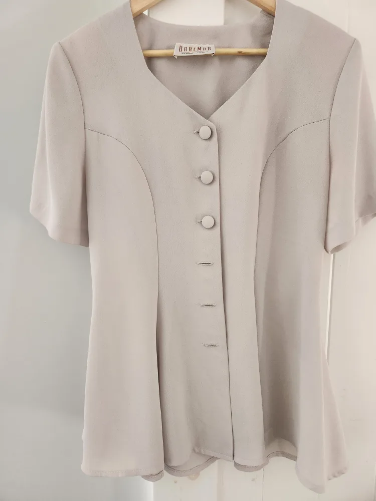 Braemar Jeremy Scott Beige Button-Down Blouse image indicator(3)