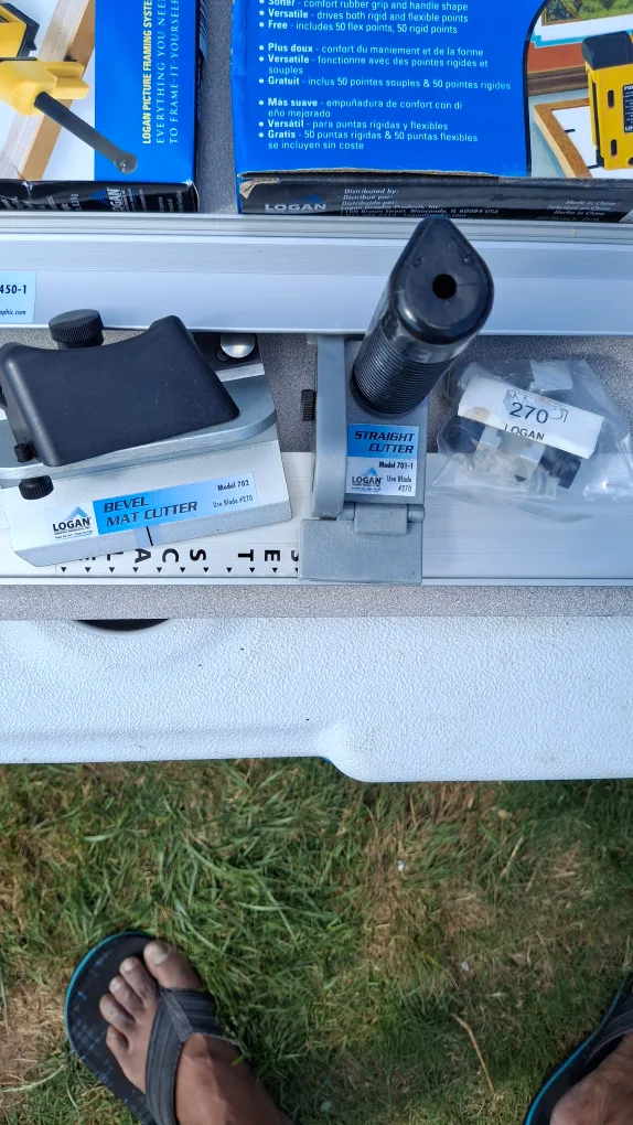 Logan Pro Joiner & Artist Elite Mat Cutter image indicator(9)