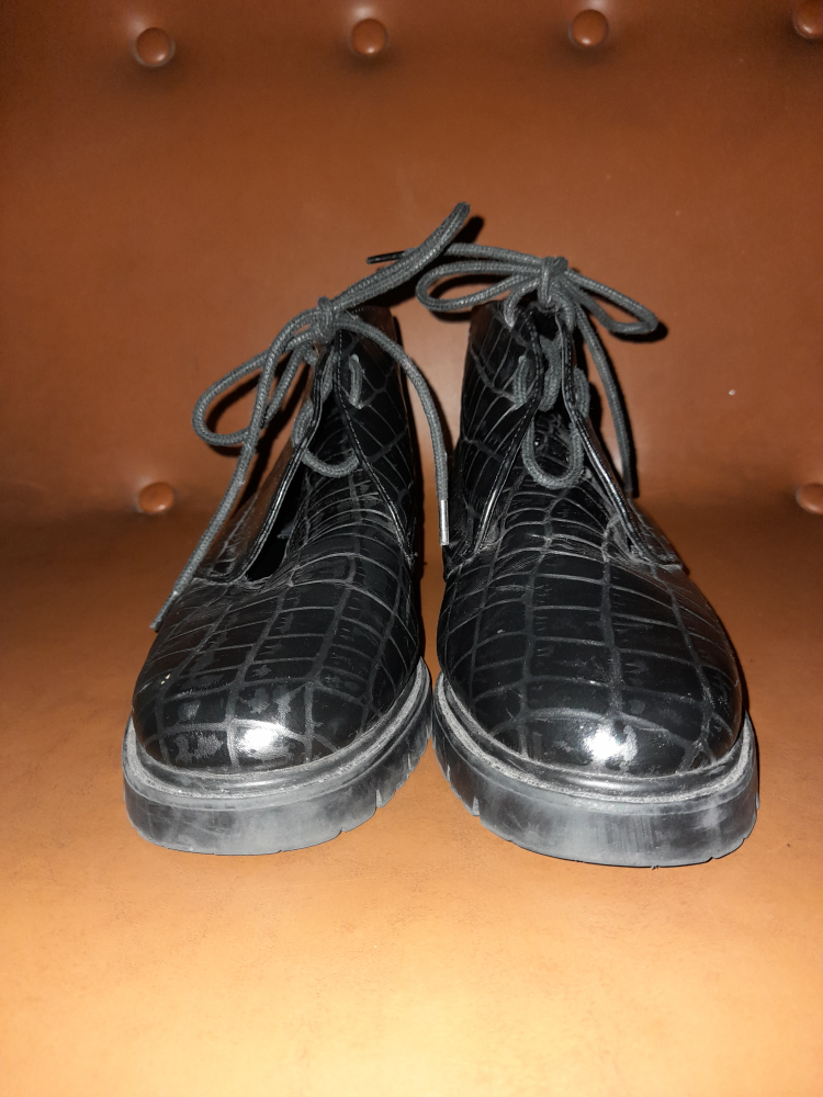Black Ankle Boots with Crocodile Pattern