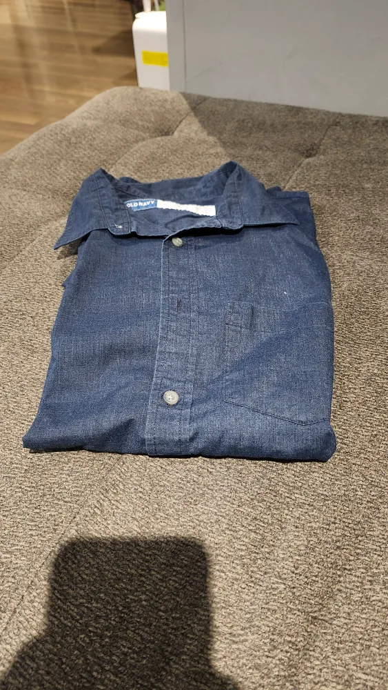 Men's Shirt thumbnail