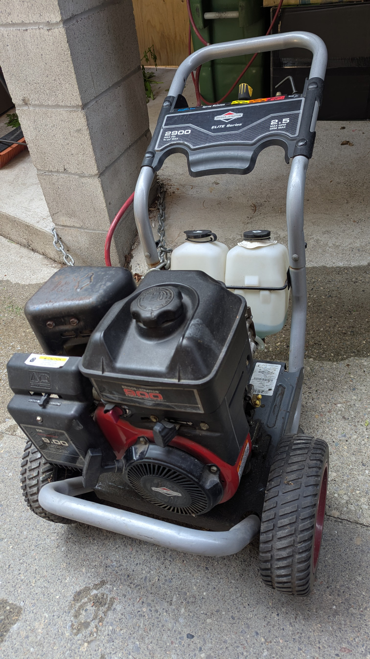 FOR SALE: Briggs & Stratton Pressure Washer – $250