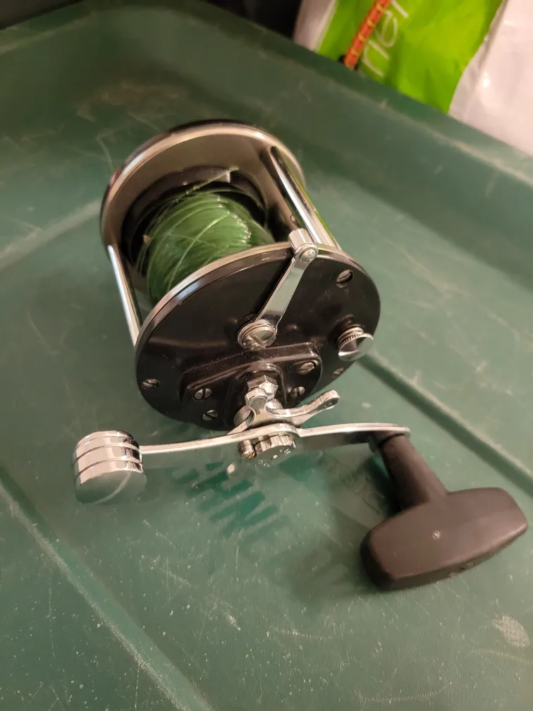 Penn 209 Level Wind Fishing Reel thumbnail