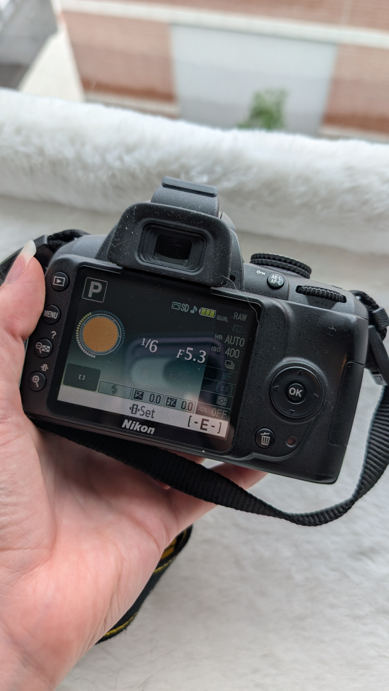 Nikon D3000 Digital Camera with Lens and charge cord - photo 3