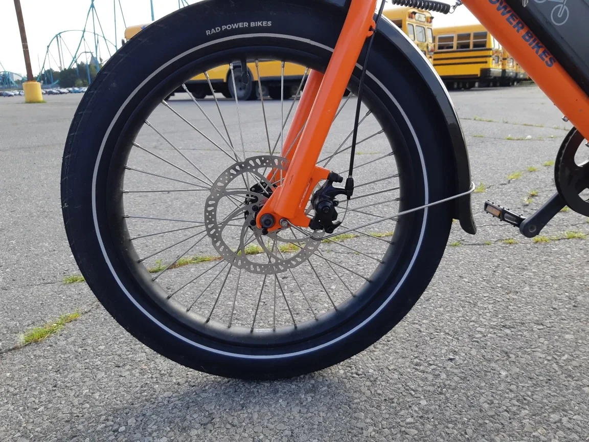 Rad Power Bikes RadWagon 4 Electric Cargo Bike image indicator(8)