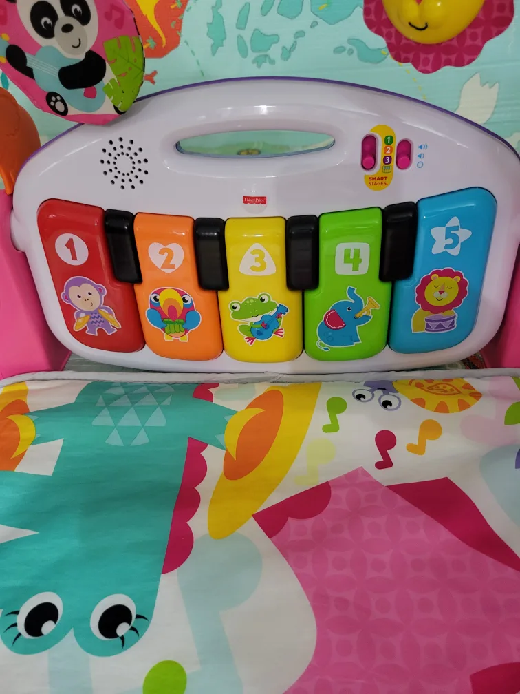 Fisher-Price Deluxe Kick & Play Piano Gym image indicator(4)