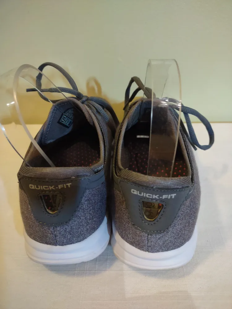 Sketchers GOGA Mat Quick Fit Women's Size 9 Grey Shoes image indicator(5)