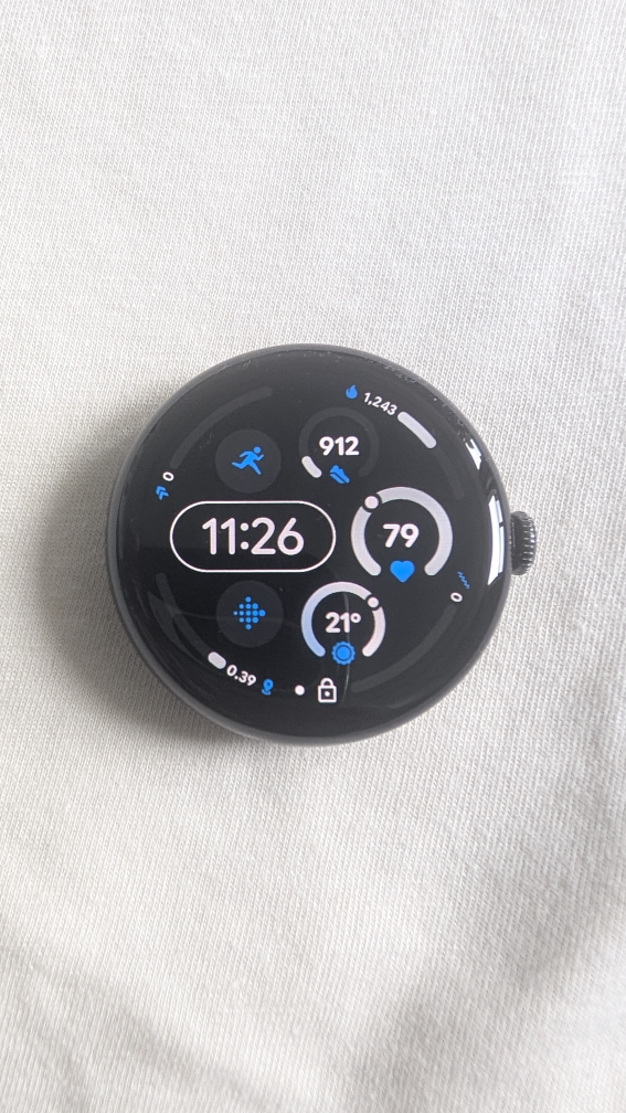 Google Pixel 3 Watch 45mm with Bands and extra watch face