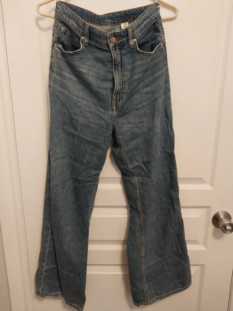 H&M Jeans thumbnail