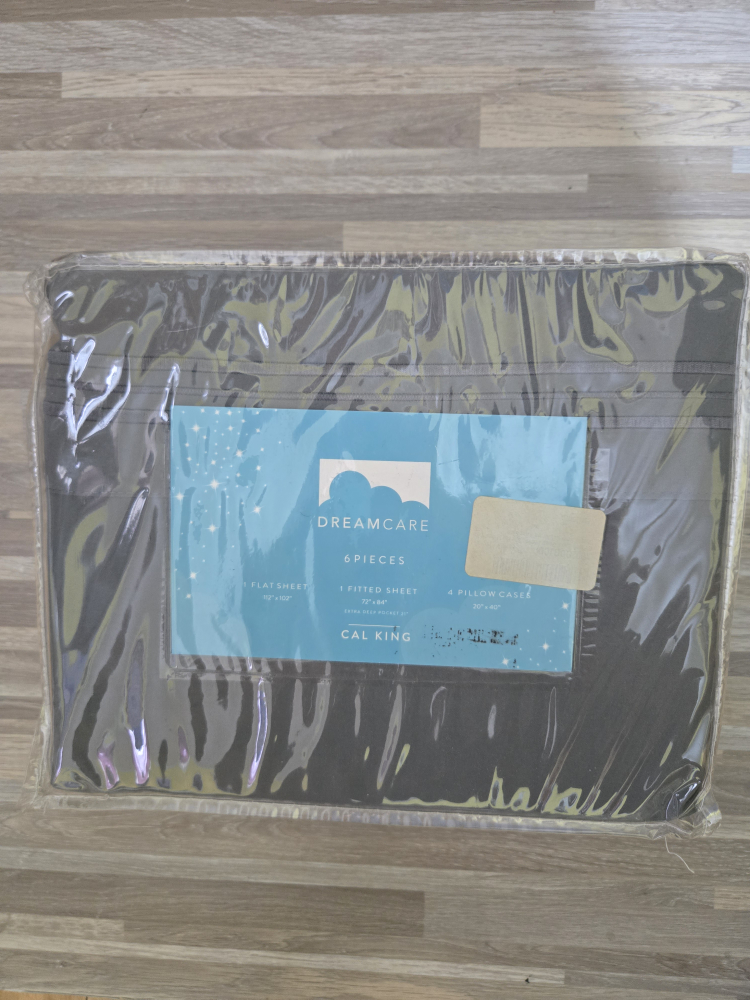 DREAMCARE Cal King 6-Piece Sheet Set