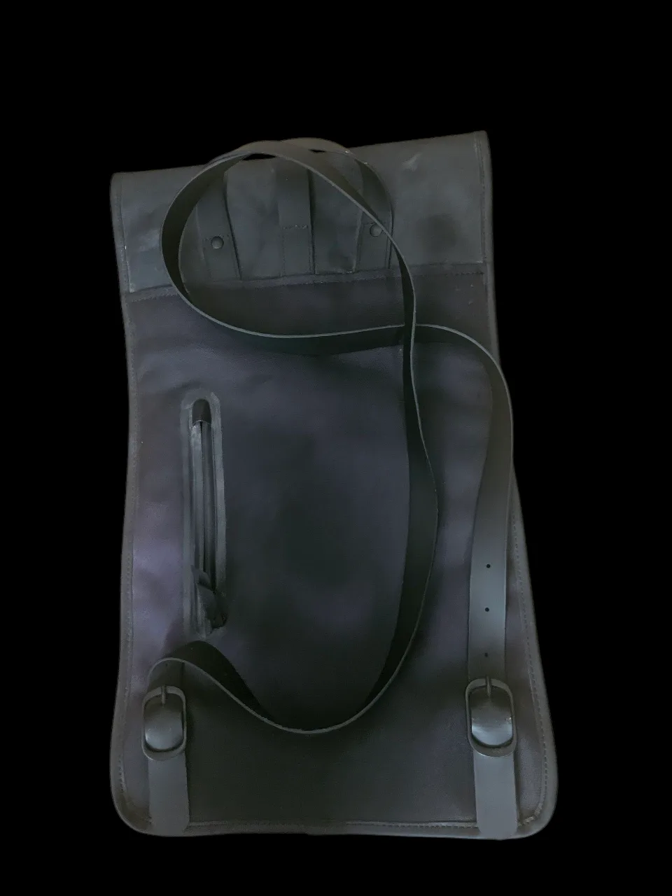 RAINS Backpack - Black image indicator(2)