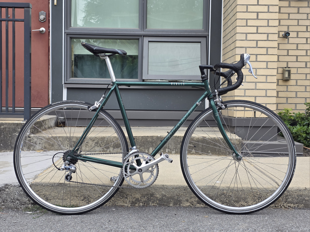 Refurbished Vintage Giant Kronos Road/Touring Bike