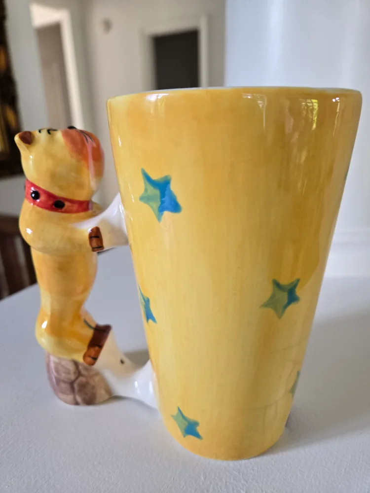 Novelty Mug with Boy and Bear Design image indicator(3)