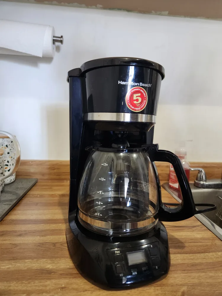 Hamilton Beach 12-Cup Coffee Maker thumbnail