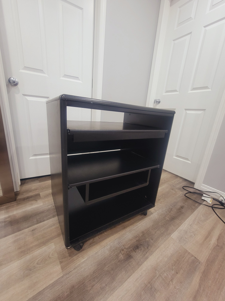 free TV stand - photo 5