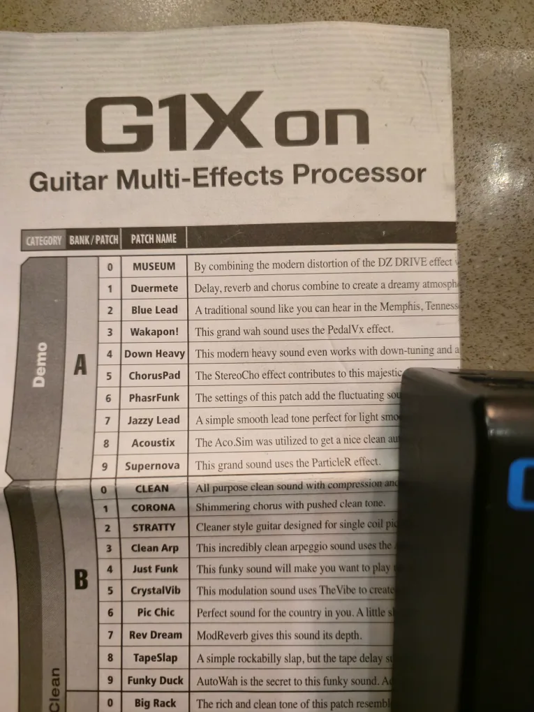 Zoom G1Xon Guitar Multi-Effects Processor image indicator(2)