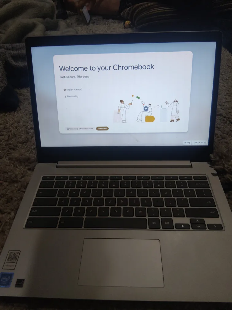 Lenovo Chromebook with Targus Laptop Bag thumbnail