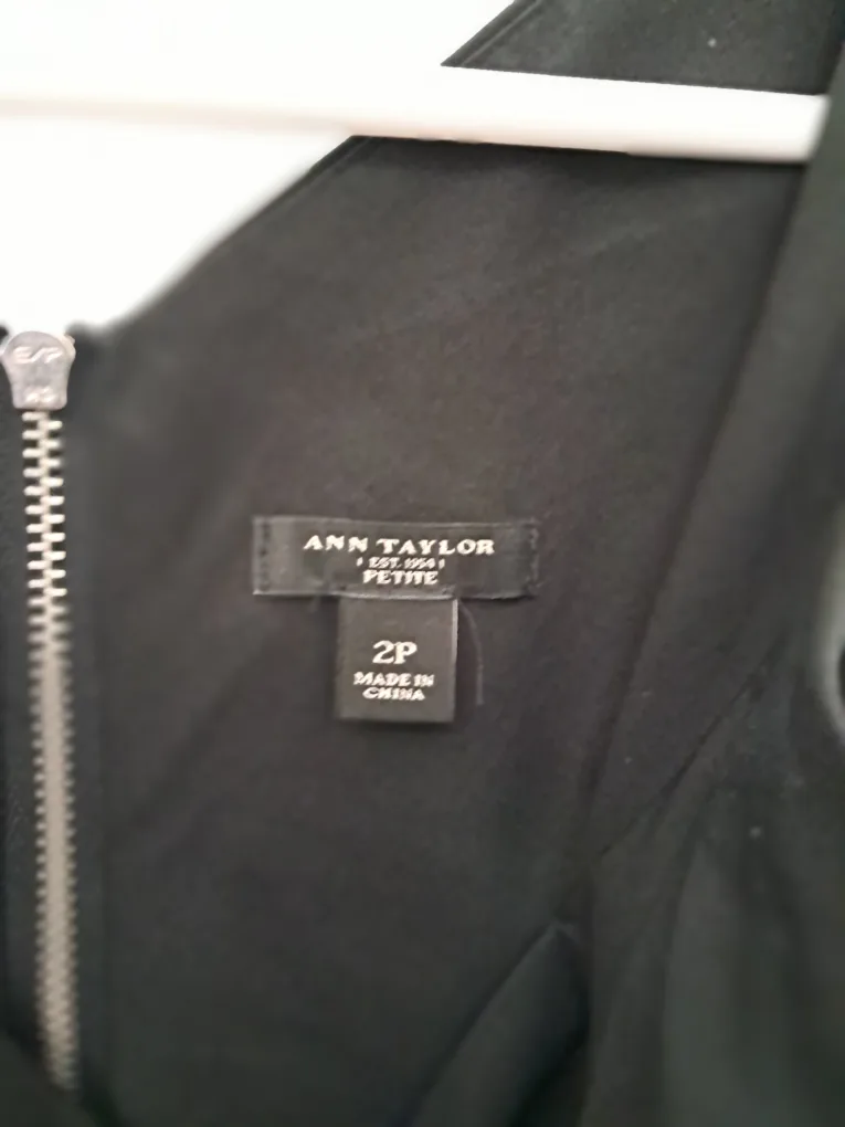Ann Taylor Black Top - Size 2P image indicator(4)