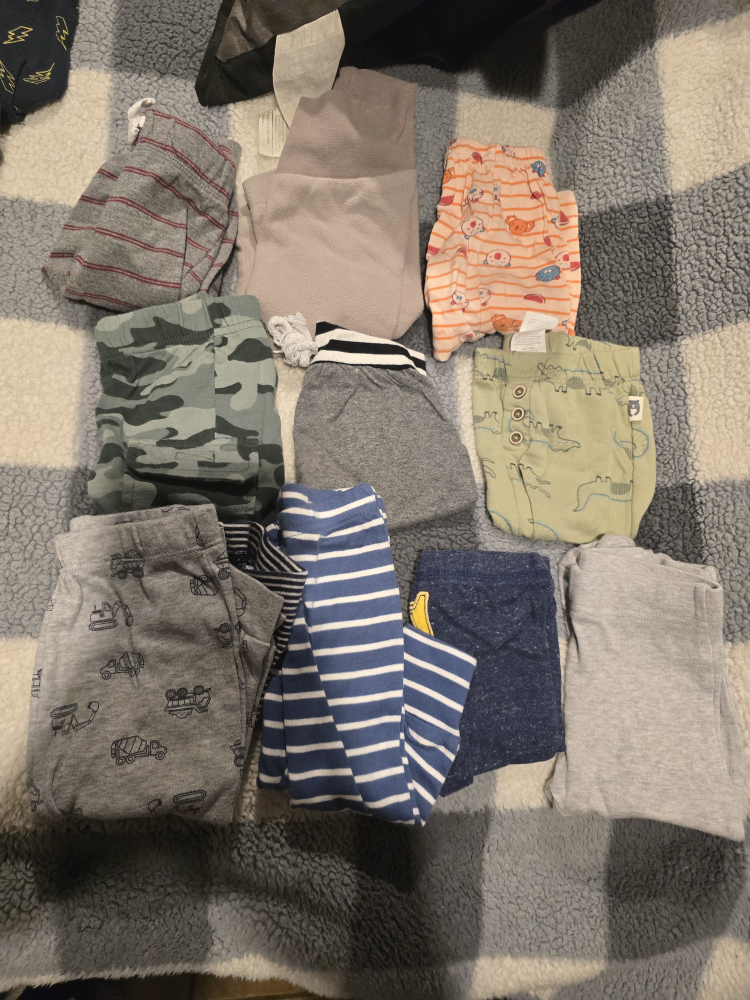 baby 3-6 month pants - photo 4