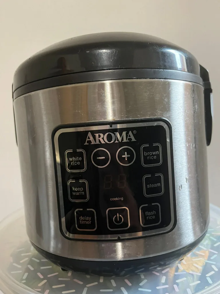Aroma Rice Cooker thumbnail