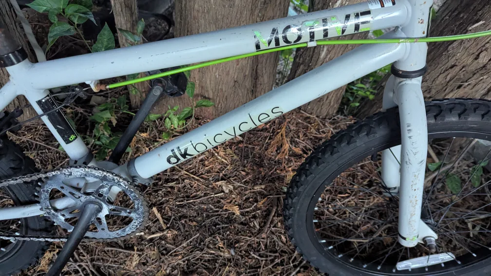 DK Bicycles Motive BMX Bike image indicator(2)