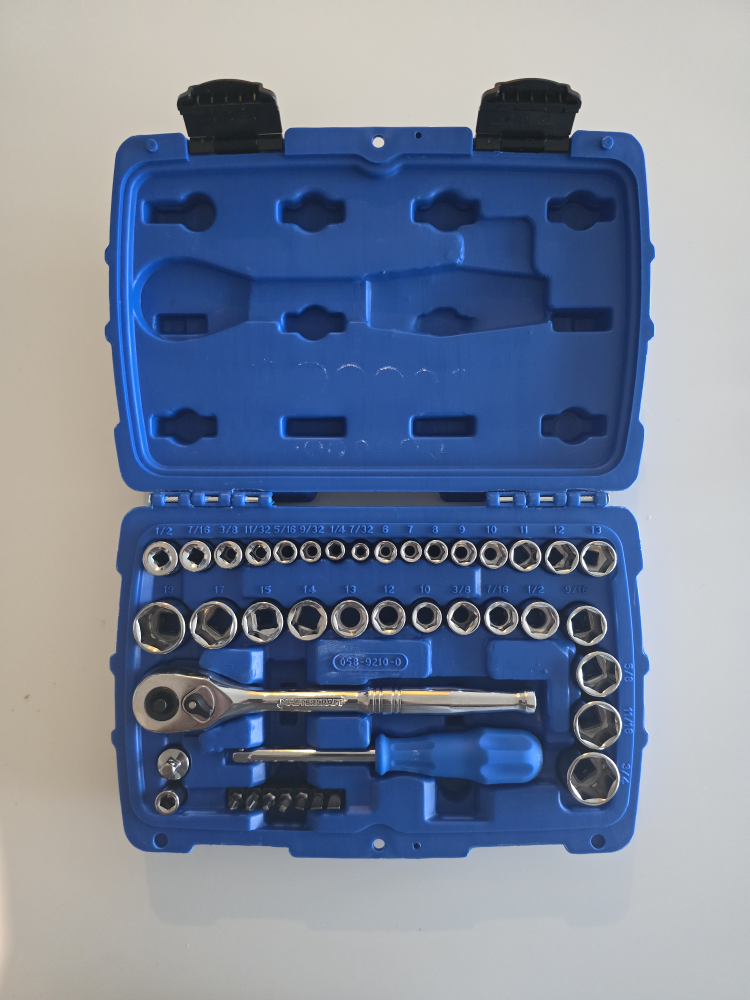 Mastercraft 41-Piece Mechanics Tool Set - photo 2