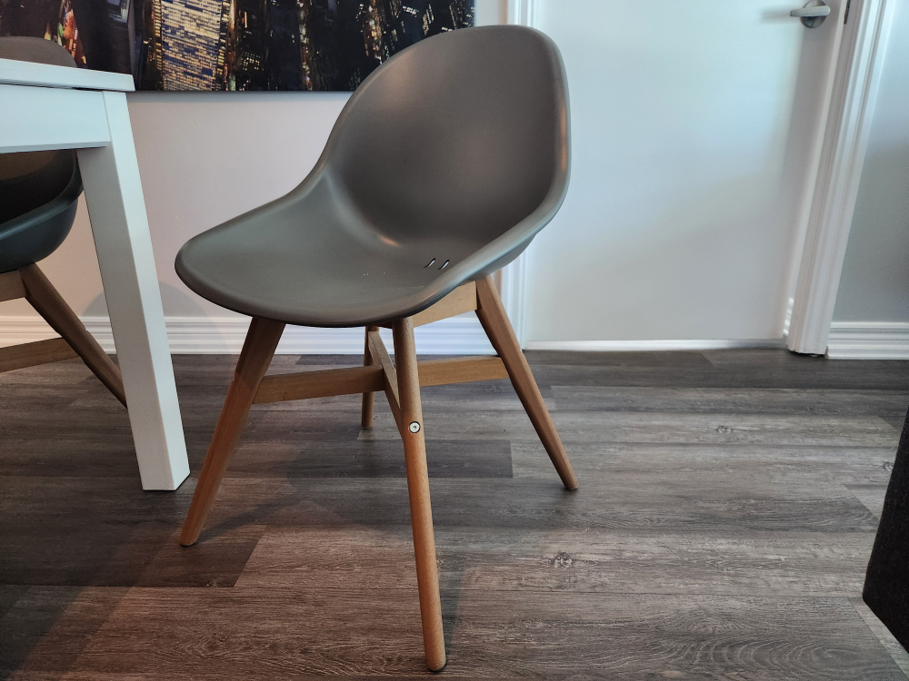 IKEA LANEBERG Table & FANBYN Chairs - photo 3