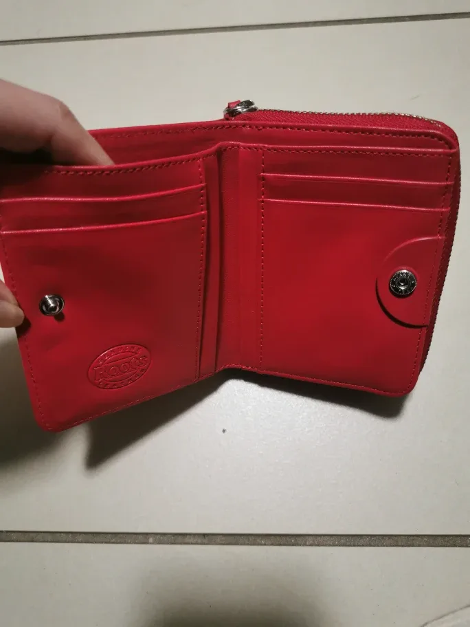 Roots Red Leather Zip Around Wallet image indicator(3)