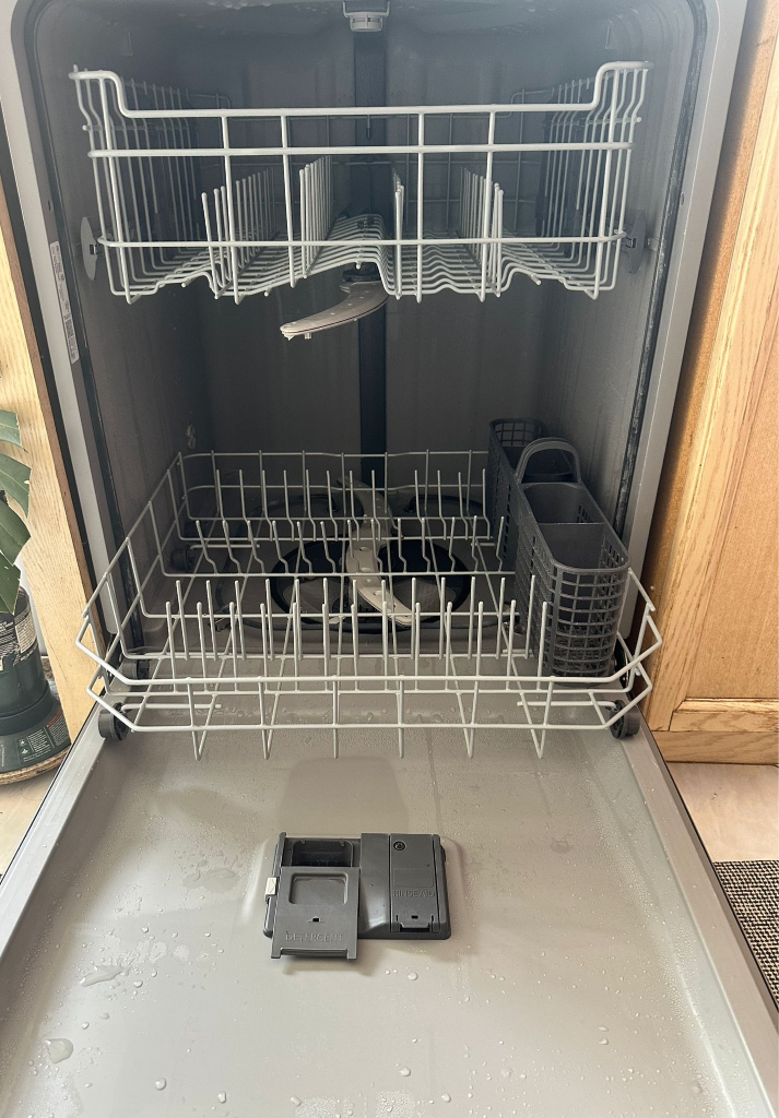Dishwasher - photo 2