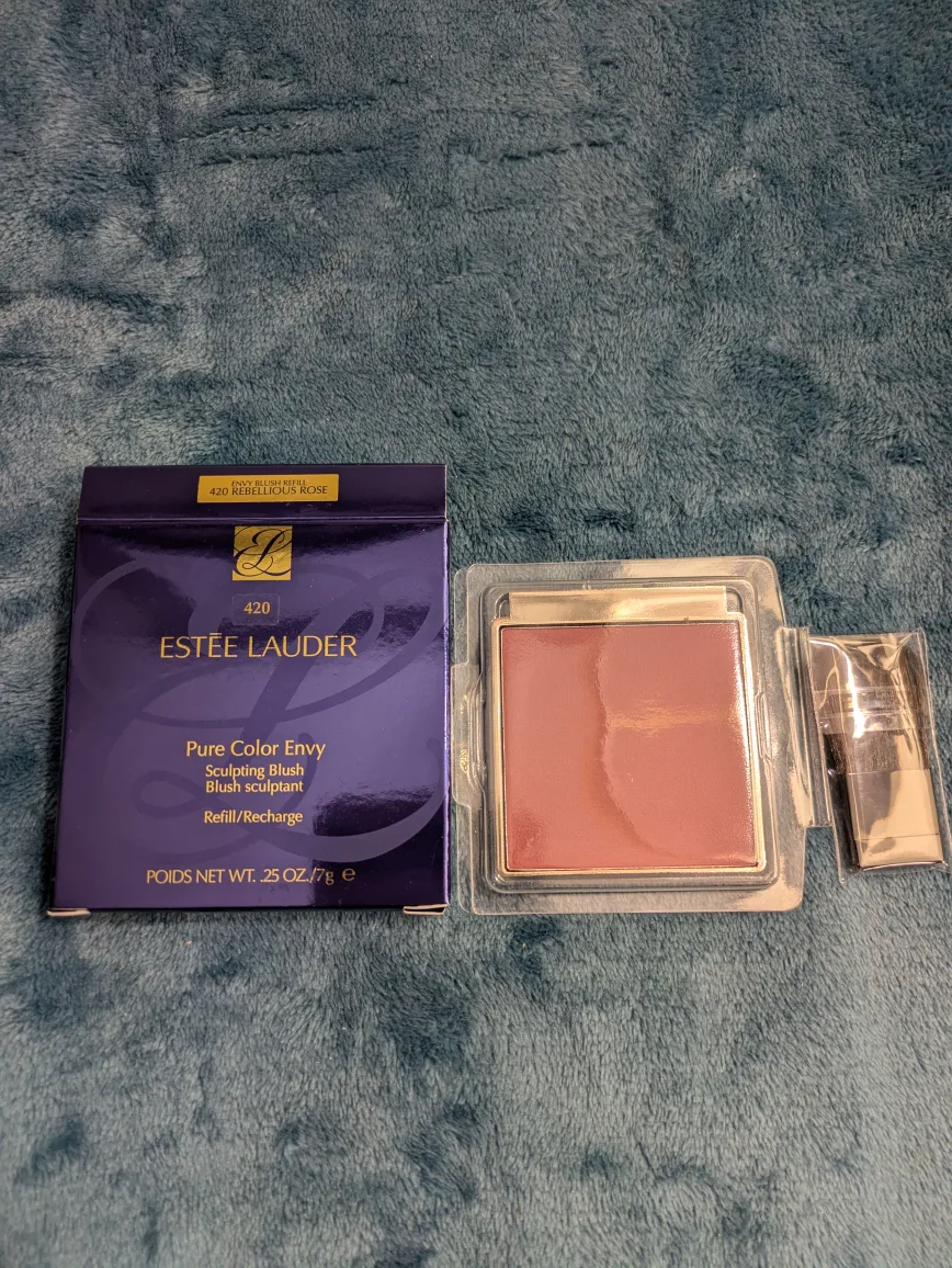 Estée Lauder Pure Color Envy Blush - Rebellious Rose
