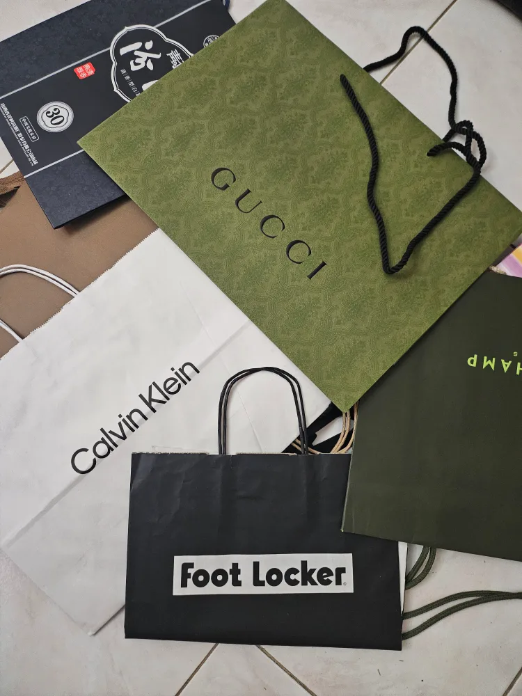 Variety of Designer Shopping Bags 🧡 thumbnail