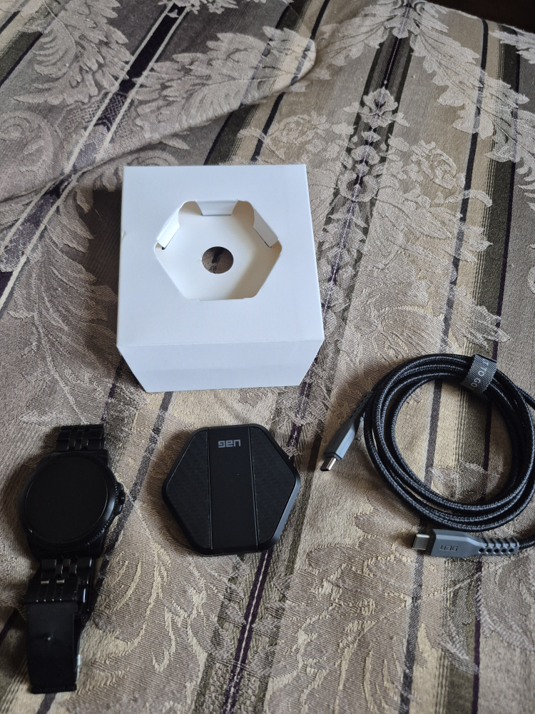 UAG Wireless Charging Pad + Stand - photo 3