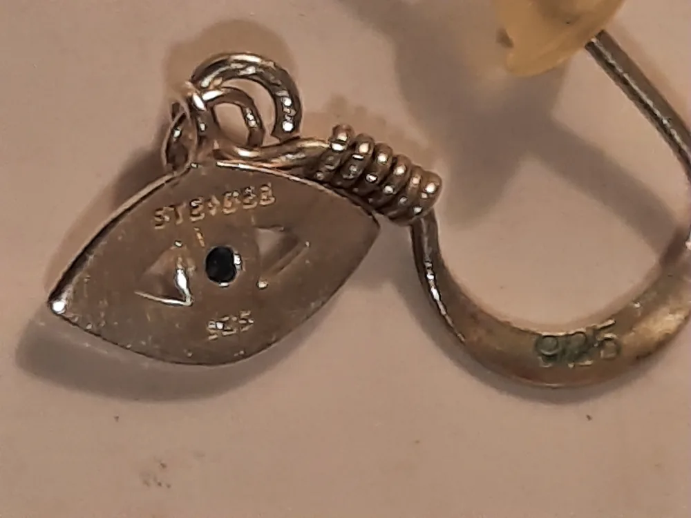 Sterling Silver Jewellery Bundle: Necklace & Earrings image indicator(4)