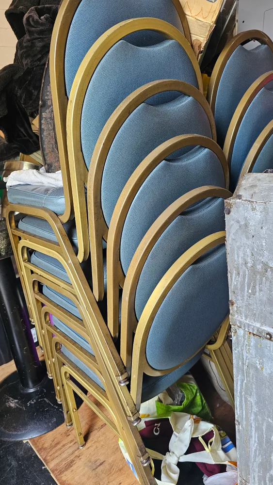 banquet chairs thumbnail