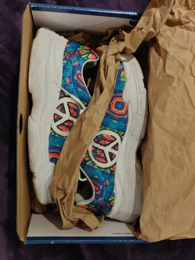 Yes We Vibe Patterned Sneakers image indicator(4)