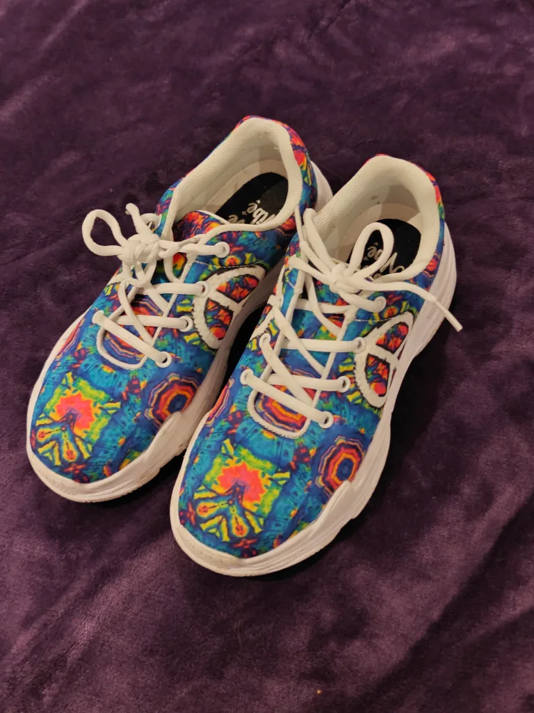 Yes We Vibe Patterned Sneakers thumbnail